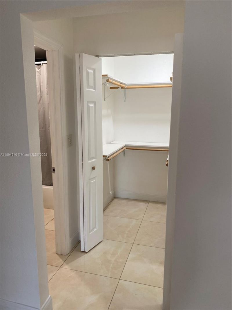 12 S Andros Rd, Key Largo, FL 33037 Photo