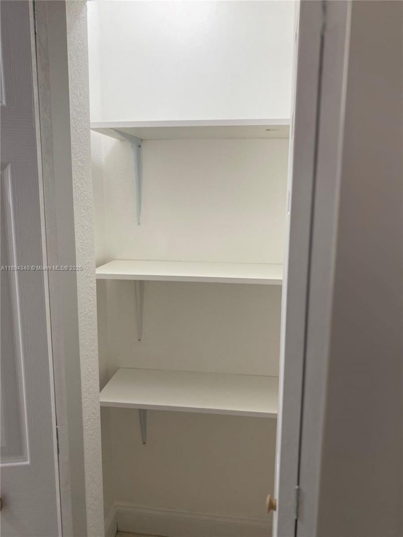 12 S Andros Rd, Key Largo, FL 33037 Photo