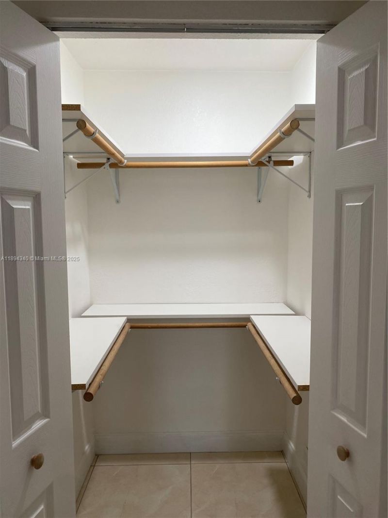 12 S Andros Rd, Key Largo, FL 33037 Photo