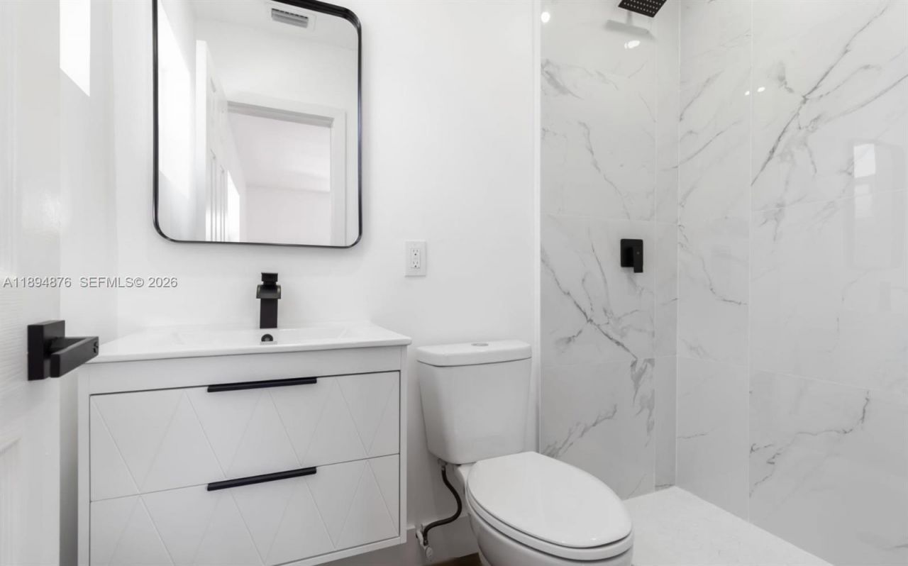 2411 SW 50th Ter, Fort Lauderdale, FL 33317 Photo