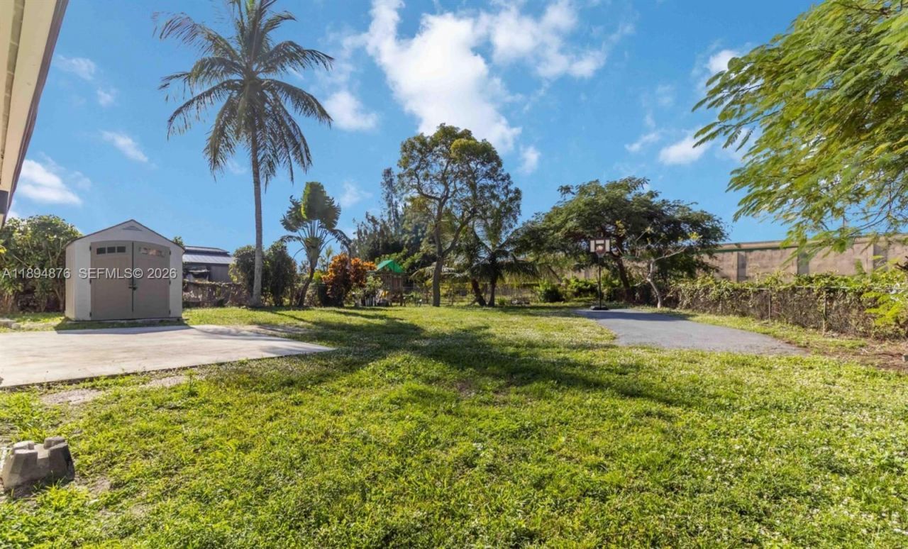 2411 SW 50th Ter, Fort Lauderdale, FL 33317 Photo