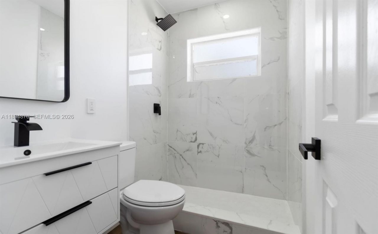 2411 SW 50th Ter, Fort Lauderdale, FL 33317 Photo