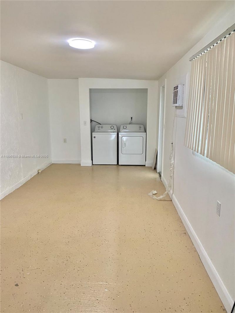 12 S Andros Rd, Key Largo, FL 33037 Photo