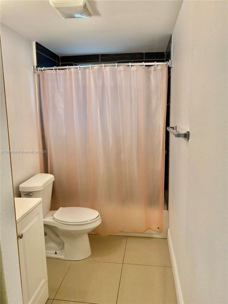 12 S Andros Rd, Key Largo, FL 33037 Photo