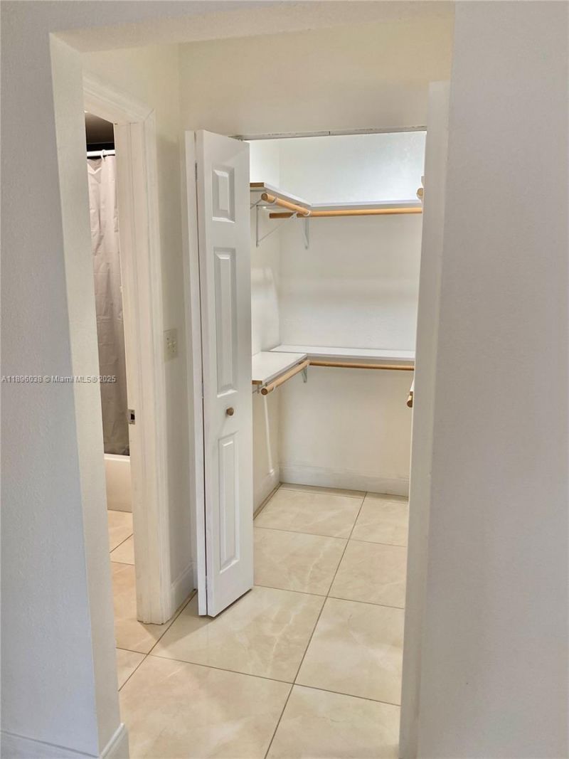 12 S Andros Rd, Key Largo, FL 33037 Photo