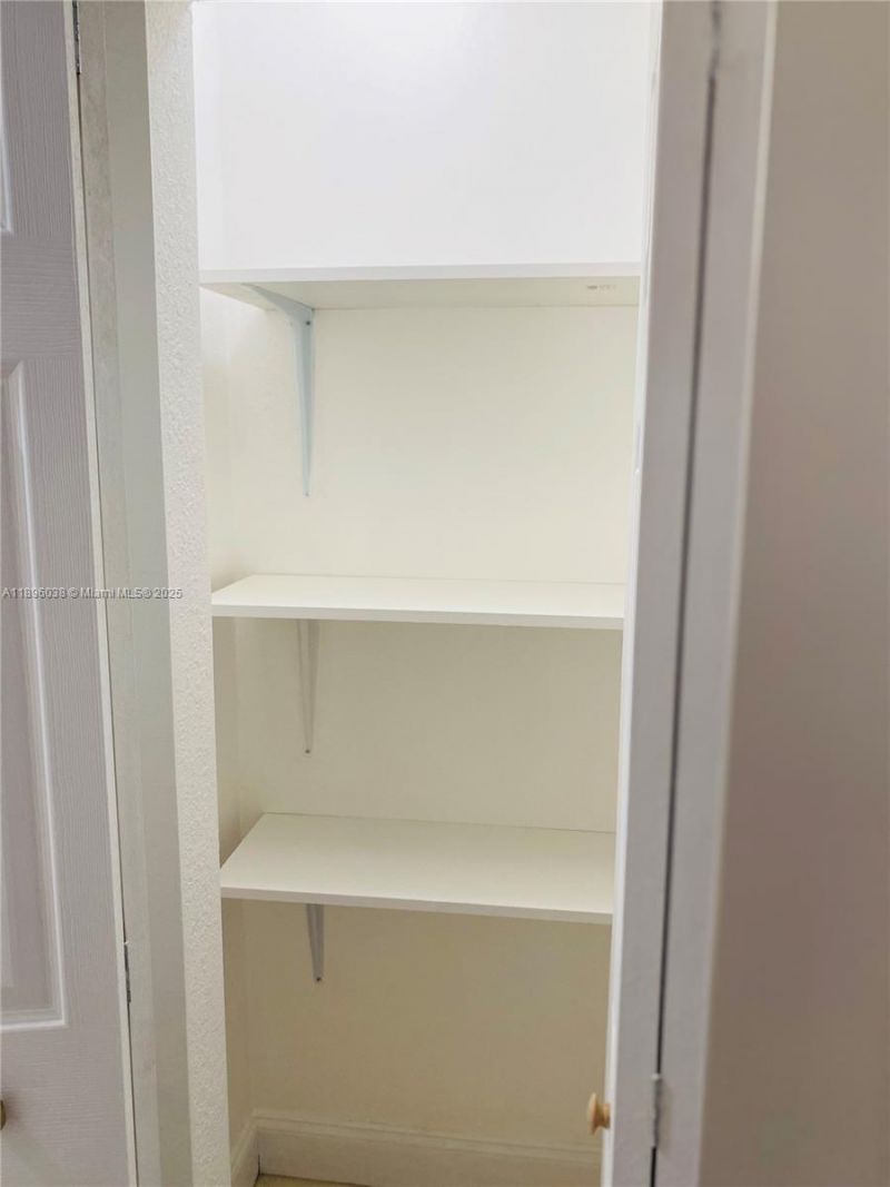 12 S Andros Rd, Key Largo, FL 33037 Photo