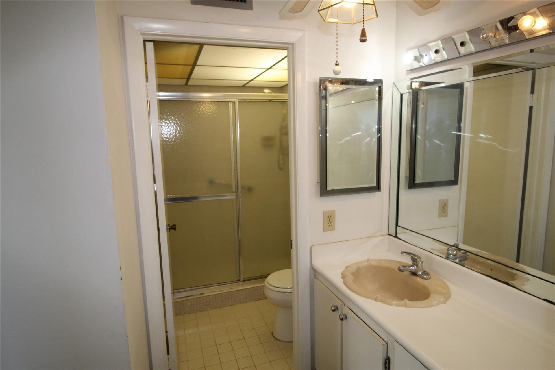 9728 S Belfort Circle, Unit 206, Tamarac, FL 33321 Photo