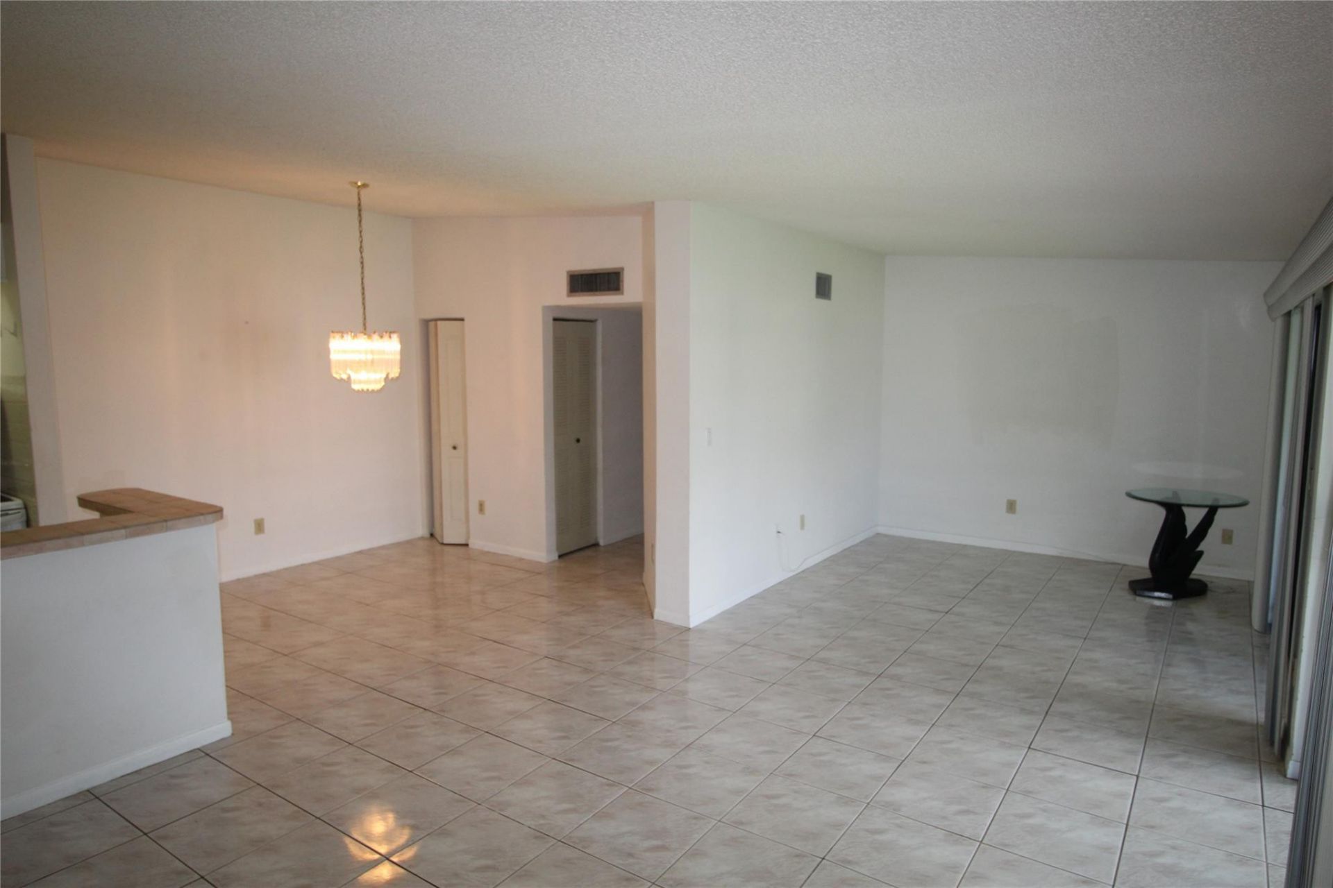 9728 S Belfort Circle, Unit 206, Tamarac, FL 33321 Photo