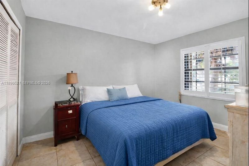 15181 SW 156th Ter, Miami, FL 33187 Photo