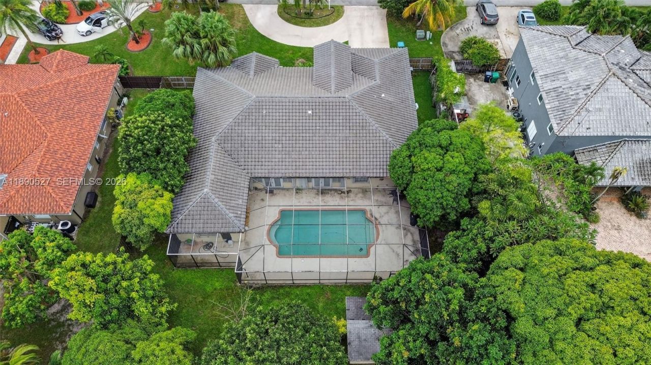 15181 SW 156th Ter, Miami, FL 33187 Photo