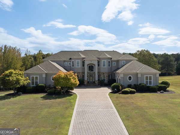 525 Waters Way, Fayetteville, GA 30215