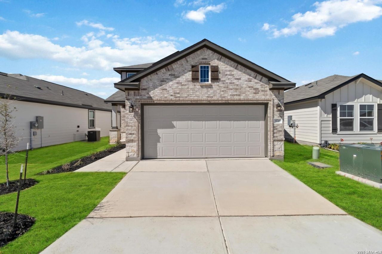 8649 Merlin Cove, San Antonio, TX 78222 Main Photo