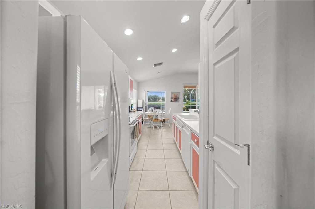 2492 Belleville Ct, Cape Coral, FL 33991 Photo