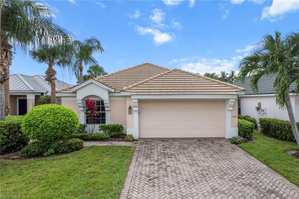2492 Belleville Ct, Cape Coral, FL 33991 Photo