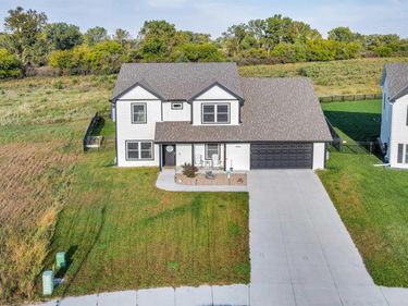 1106 S Lakewood Street, Valley, NE 68064