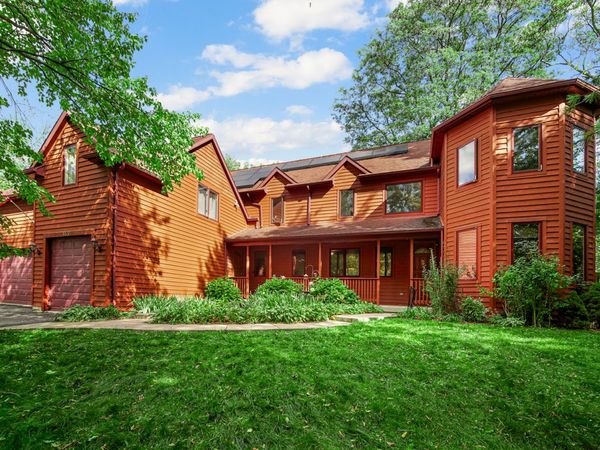 1535 N Elm Street, Palatine, IL 60067