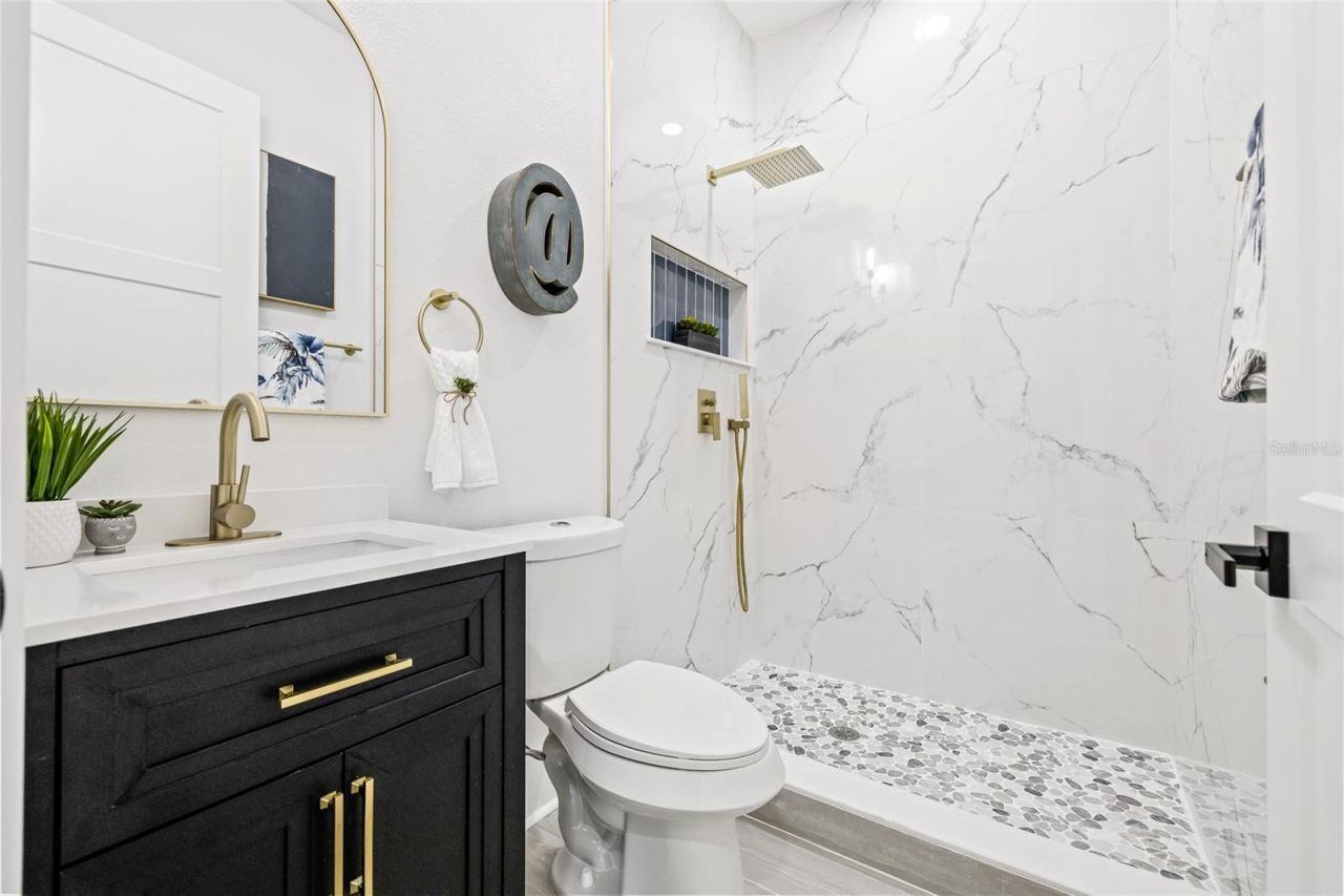 726 52nd Avenue N, Saint Petersburg, FL 33703 Photo