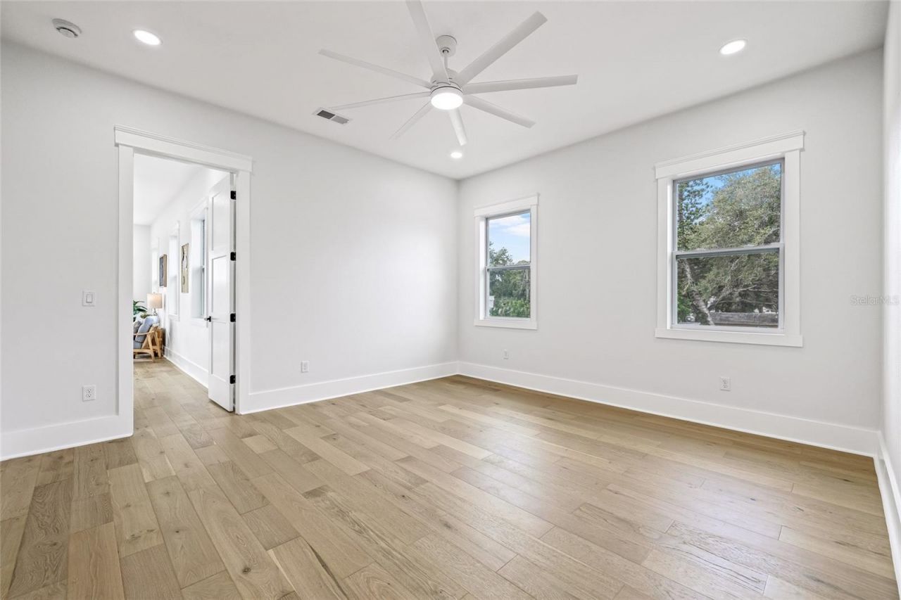 726 52nd Avenue N, Saint Petersburg, FL 33703 Photo