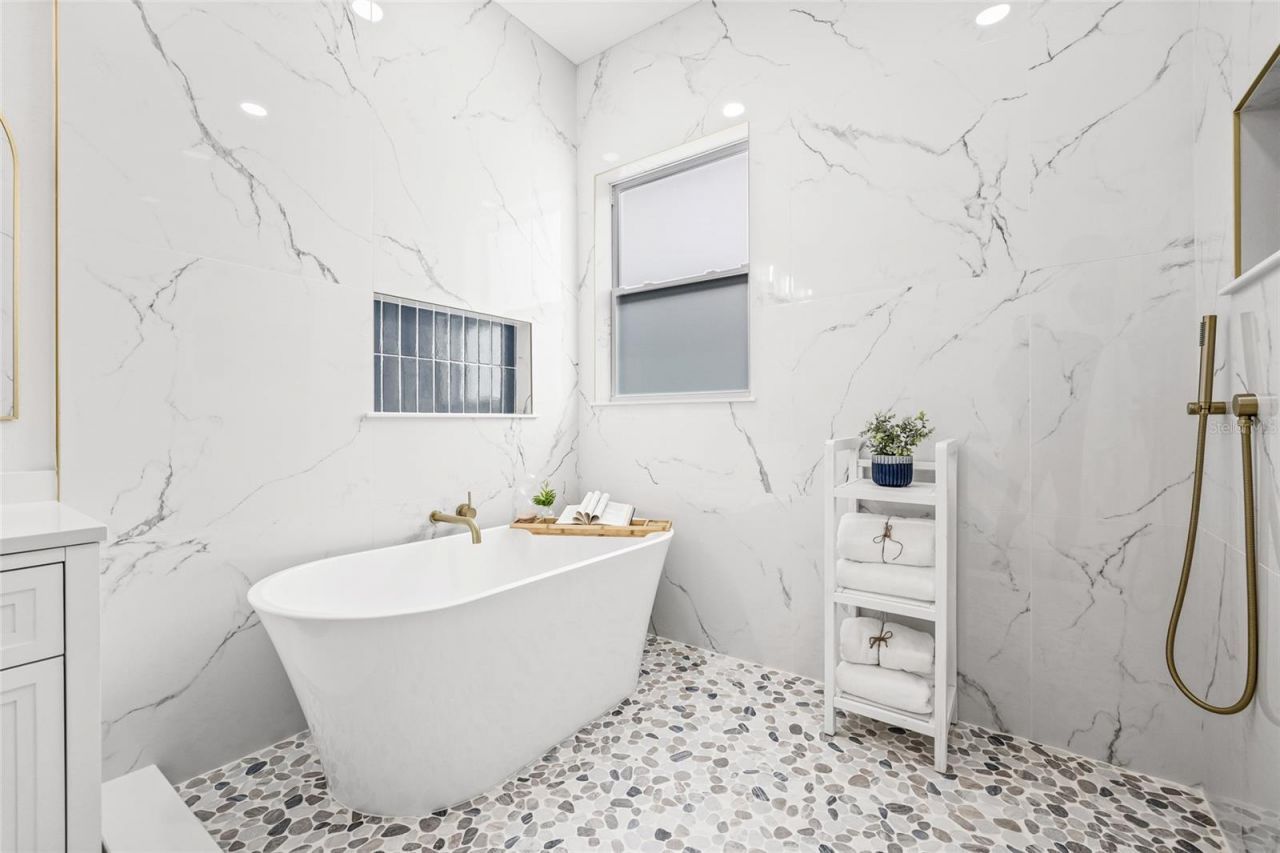 726 52nd Avenue N, Saint Petersburg, FL 33703 Photo