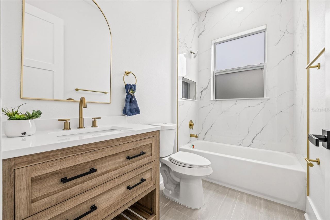 726 52nd Avenue N, Saint Petersburg, FL 33703 Photo