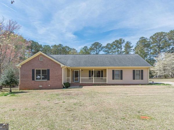 110 Eastfield Court, Mcdonough, GA 30252