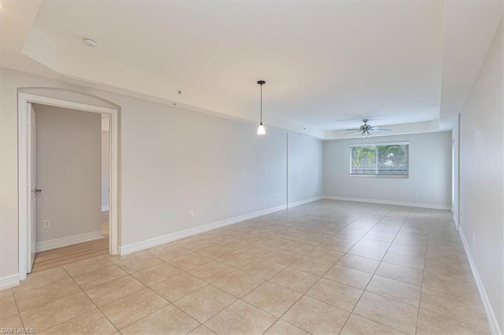 1100 Pine Ridge Rd, Naples, FL 34108 Photo