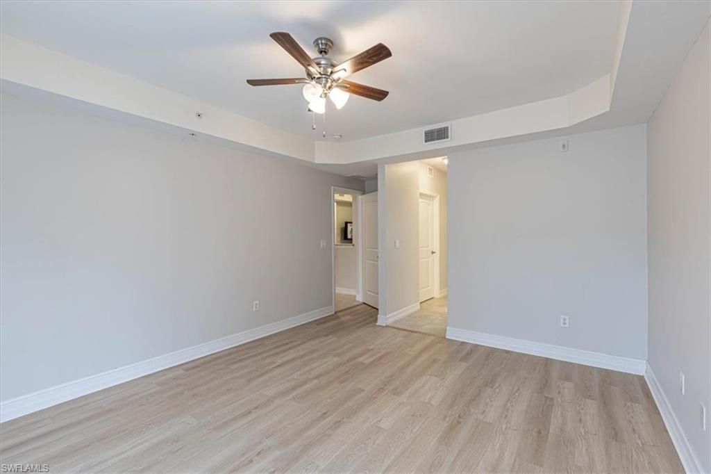 1100 Pine Ridge Rd, Naples, FL 34108 Photo