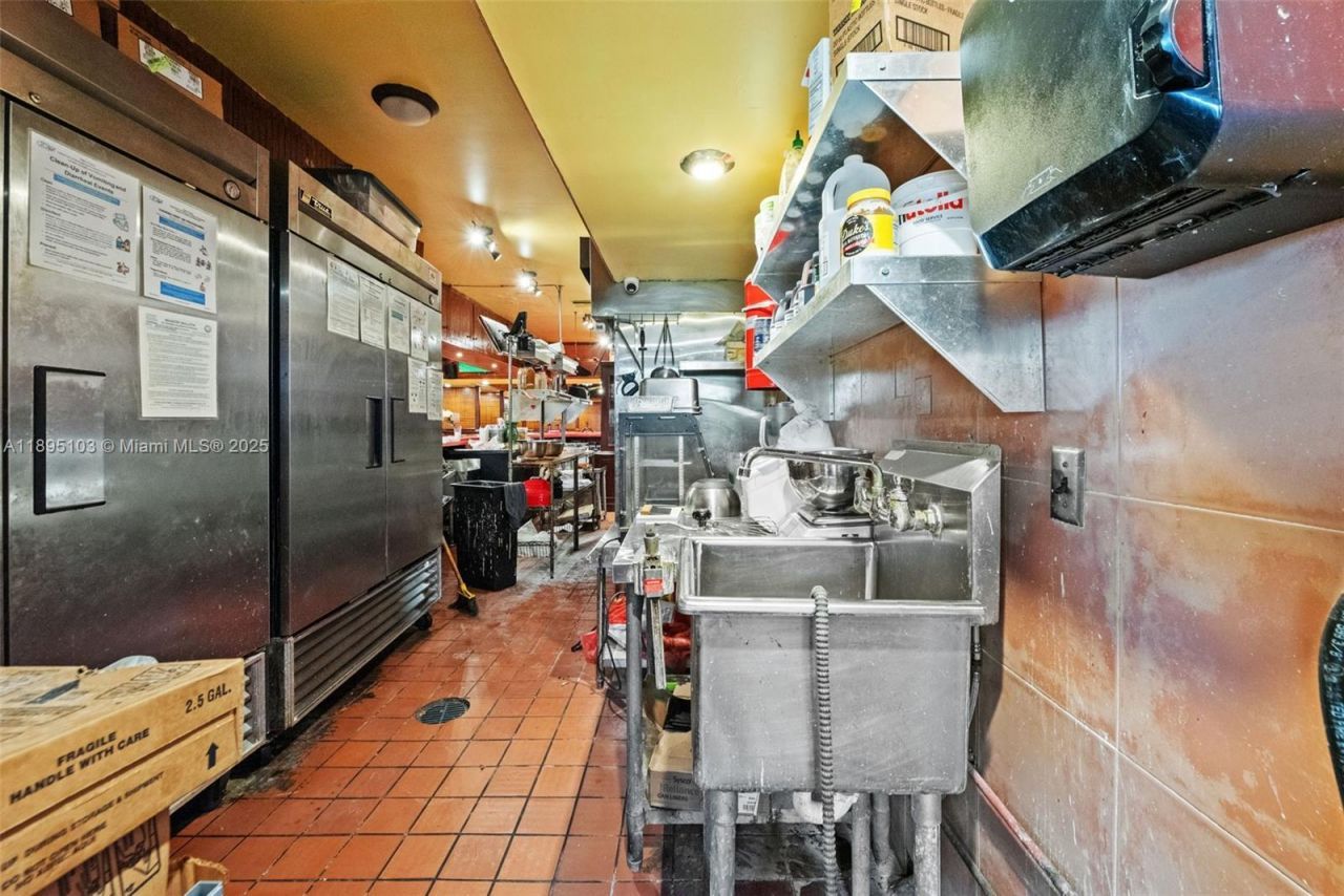 6330 Miramar Pkwy, Miramar, FL 33023 Photo