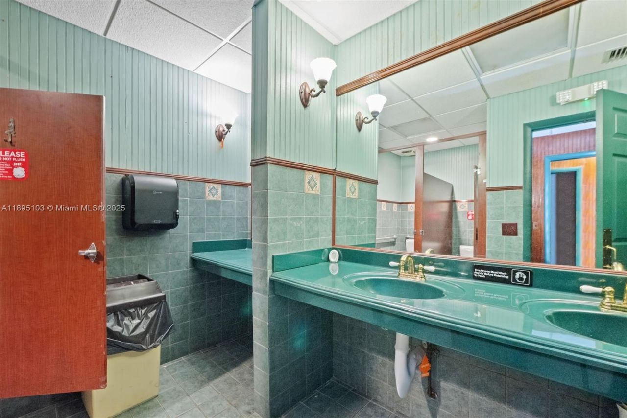 6330 Miramar Pkwy, Miramar, FL 33023 Photo