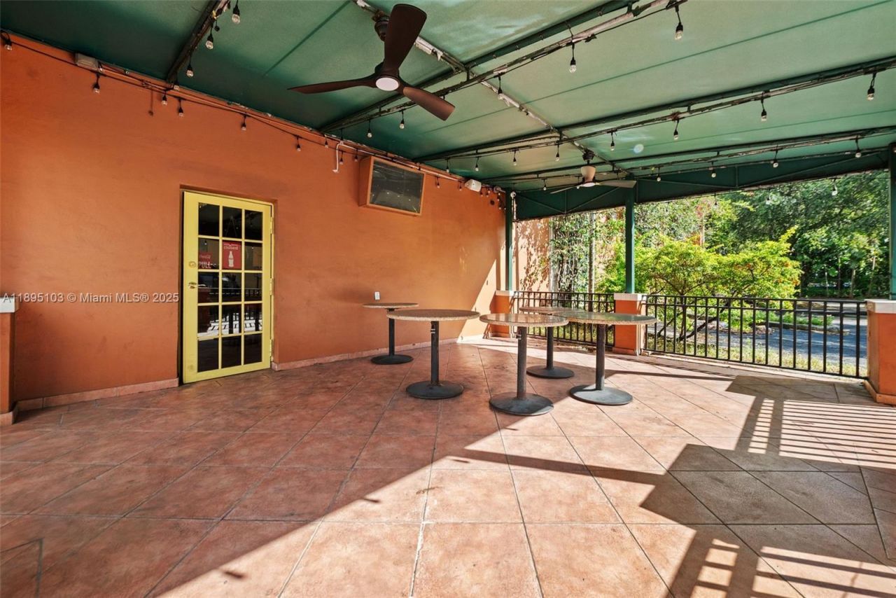 6330 Miramar Pkwy, Miramar, FL 33023 Photo