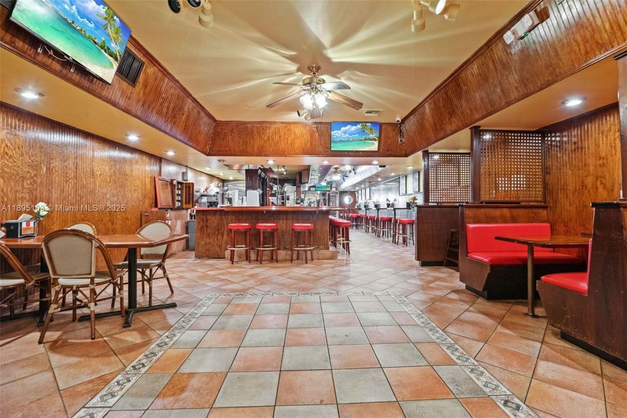 6330 Miramar Pkwy, Miramar, FL 33023 Photo