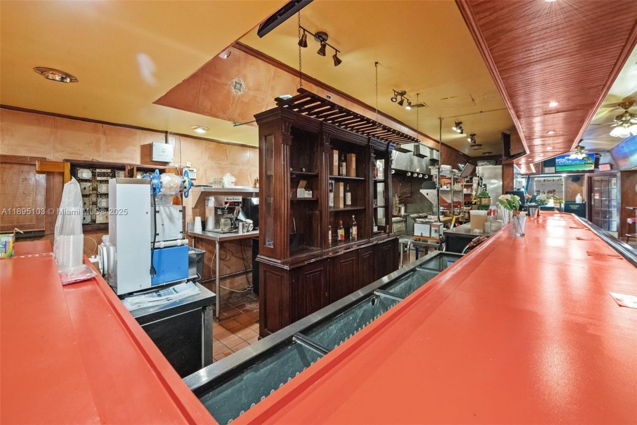 6330 Miramar Pkwy, Miramar, FL 33023 Photo