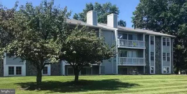 160 Kenwood Drive, Sicklerville, NJ 08081 Main Photo