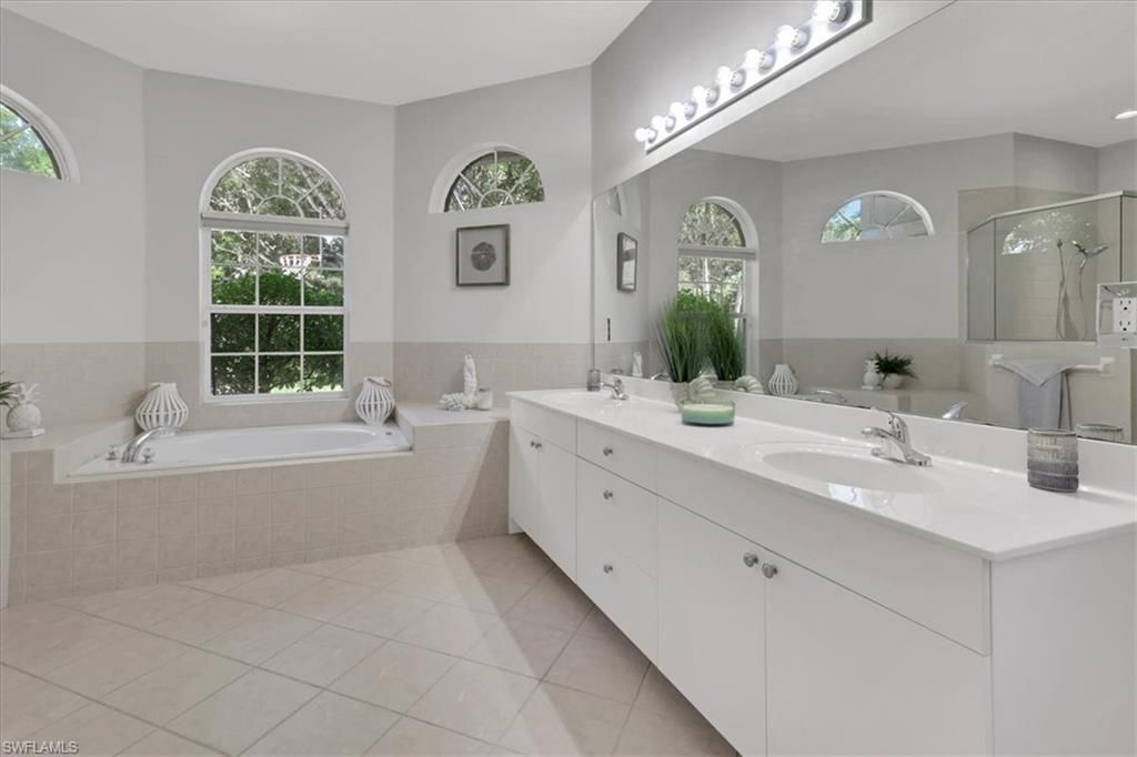 1140 10th Ave N, Naples, FL 34102 Photo