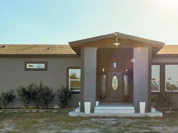 243 Hershal LN, Cedar Creek, TX 78612