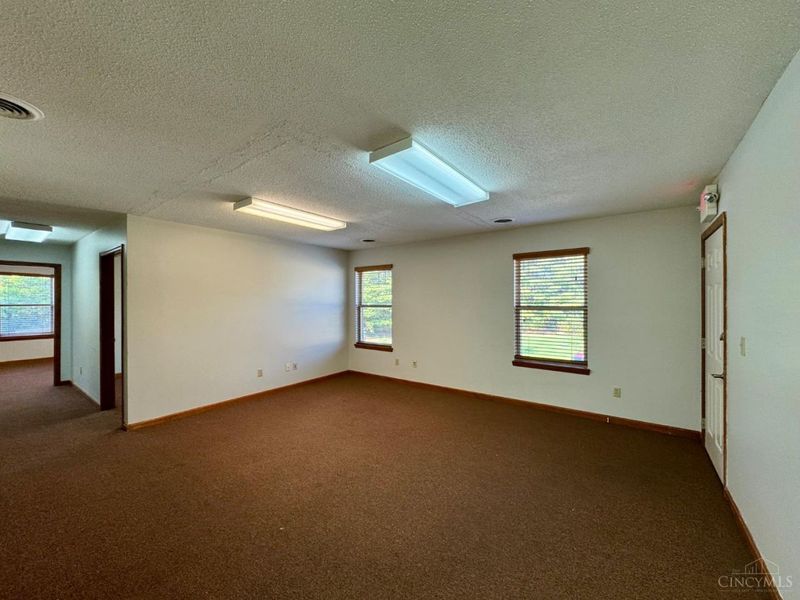 8859 Brookside Avenue, Unit 200, West Chester, OH 45069 Photo 9