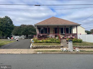 140 CRESCENT AVENUE, EWING TWP, NJ 08560