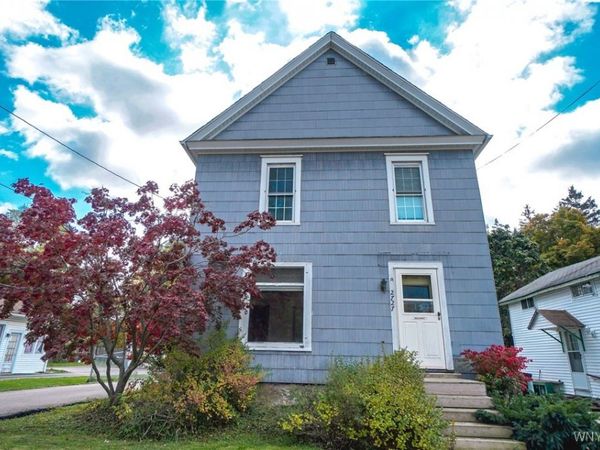 2727 W Church Street, Eden, NY 14057