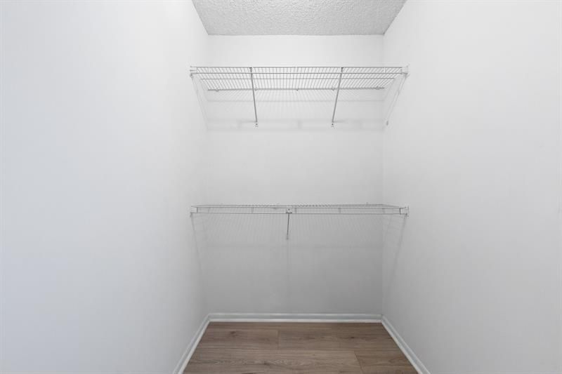 800 Parkview Drive, Unit 625, Hallandale Beach, FL 33009 Photo