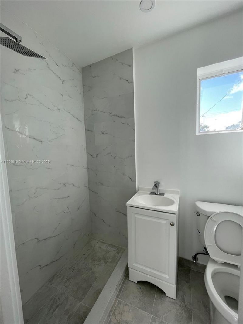 2380 NW Flagler Ter, Unit S, Miami, FL 33125 Photo