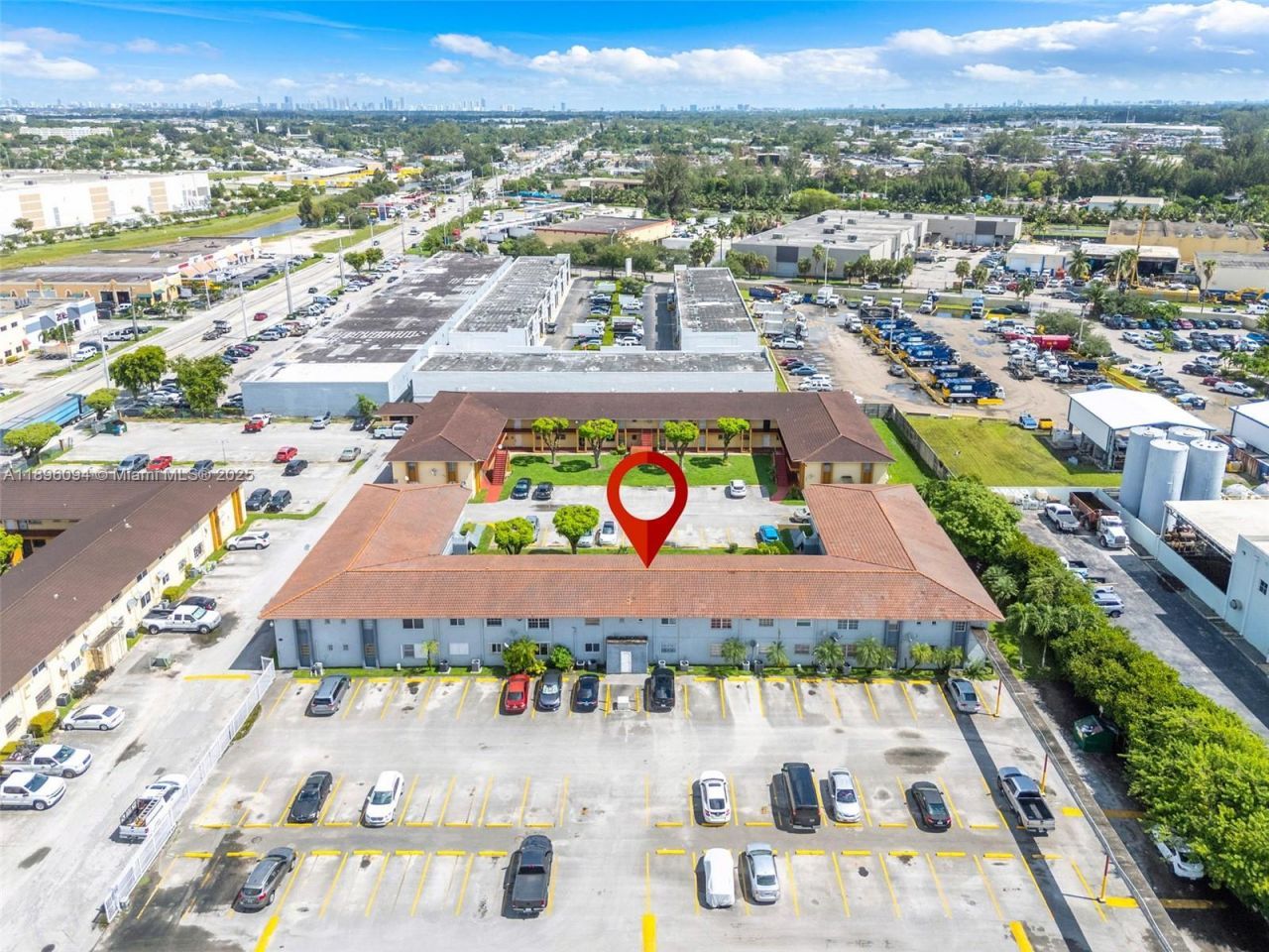 4050 NW 135th St, Unit 21-11, Opa Locka, FL 33054 Photo