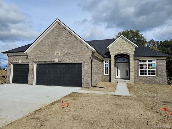 50573 Mistwood Drive, Macomb Township, Mi 48042