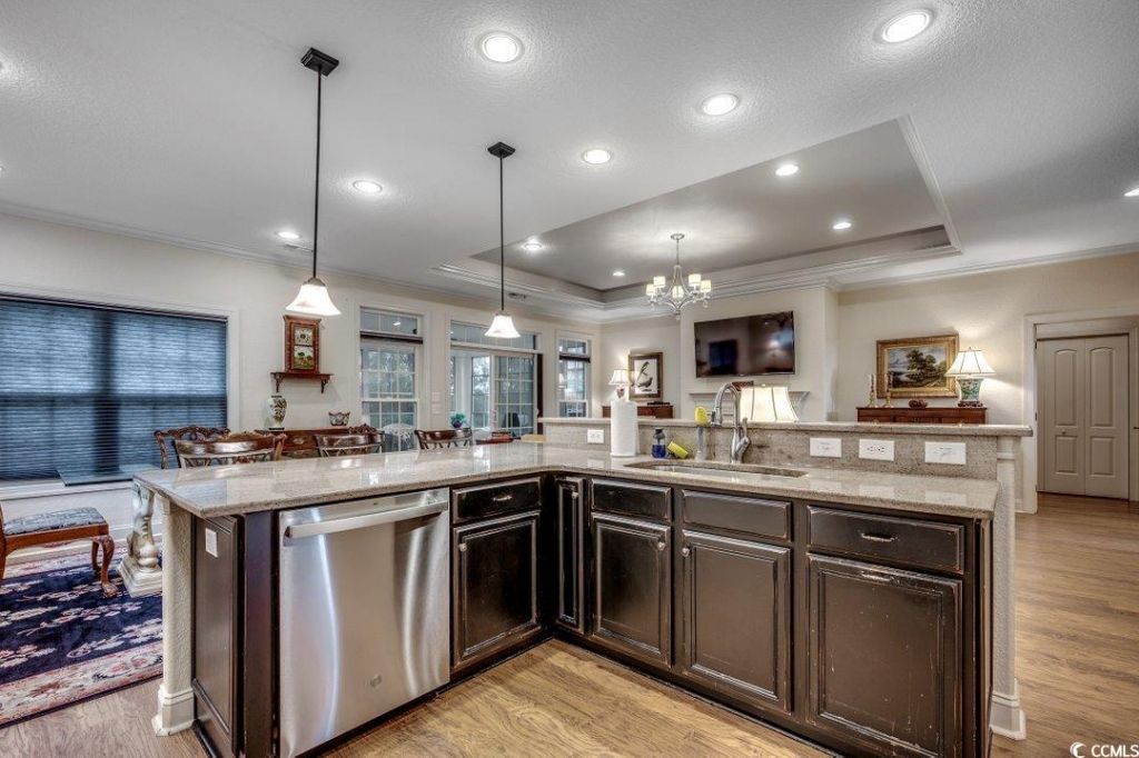 908 Corrado St. Photo 14