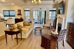 908 Corrado St. photo 4