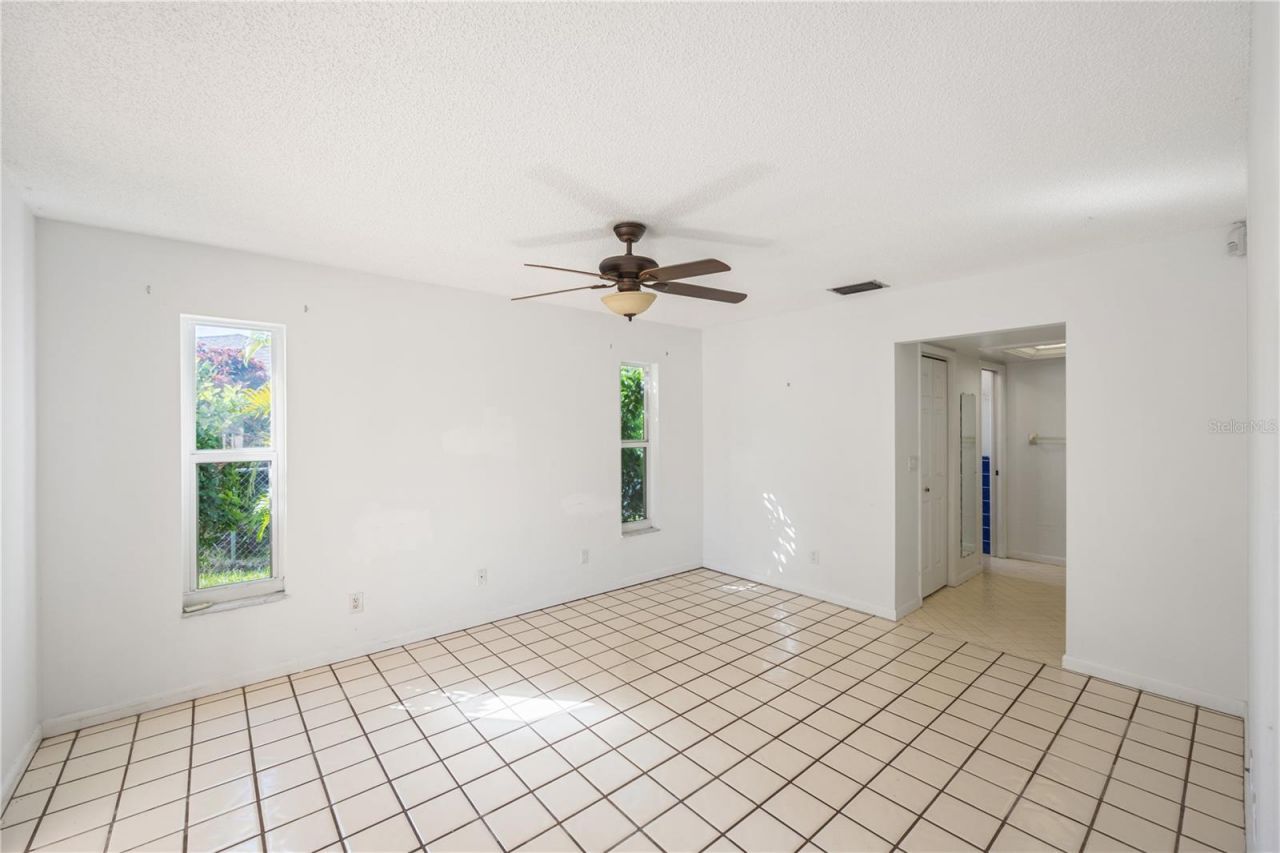 702 SE 36th Street, Cape Coral, FL 33904 Photo