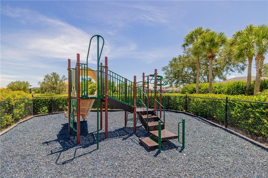 9010 Gladiolus Preserve Cir, Fort Myers, FL 33908 Photo
