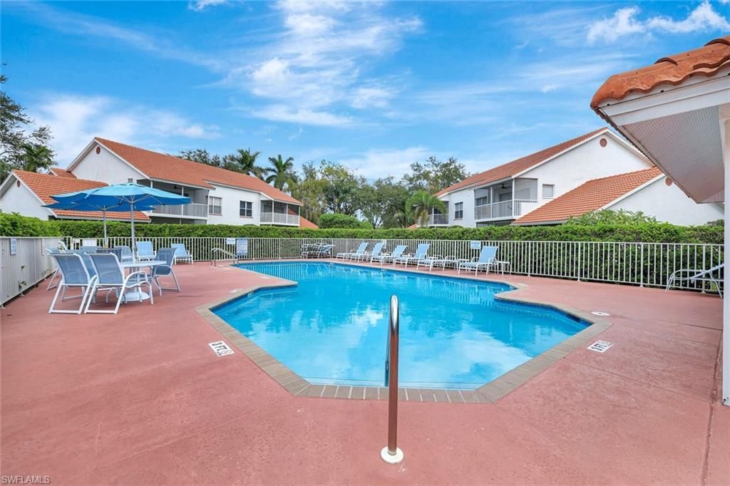 613 Windsor Sq, Unit 101, Naples, FL 34104 Photo