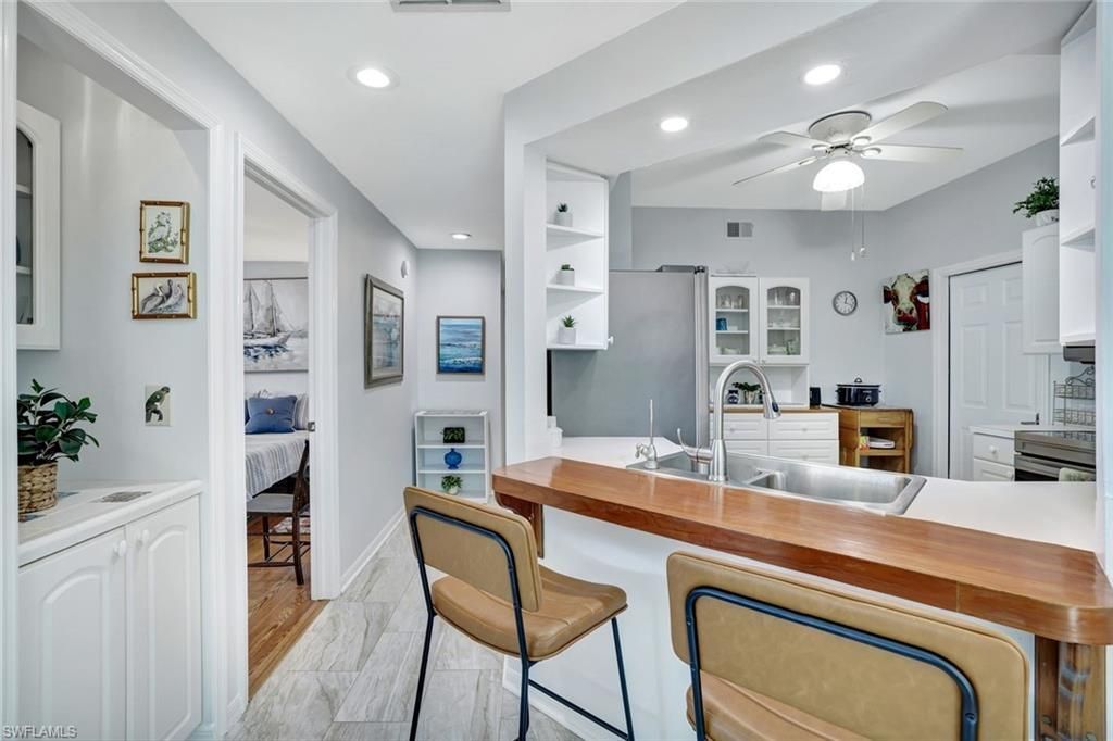 613 Windsor Sq, Unit 101, Naples, FL 34104 Photo