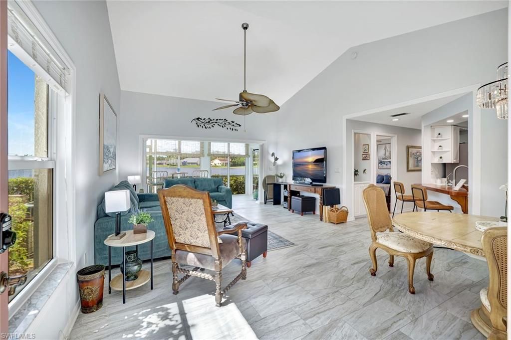 613 Windsor Sq, Unit 101, Naples, FL 34104 Photo
