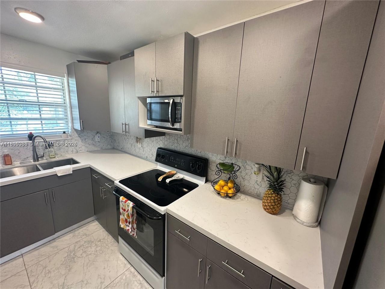 2278 SE 27th Dr, Unit 201-G, Homestead, FL 33035 Photo